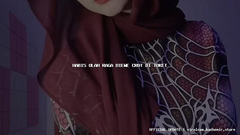 habis olah raga diewe crot di toket