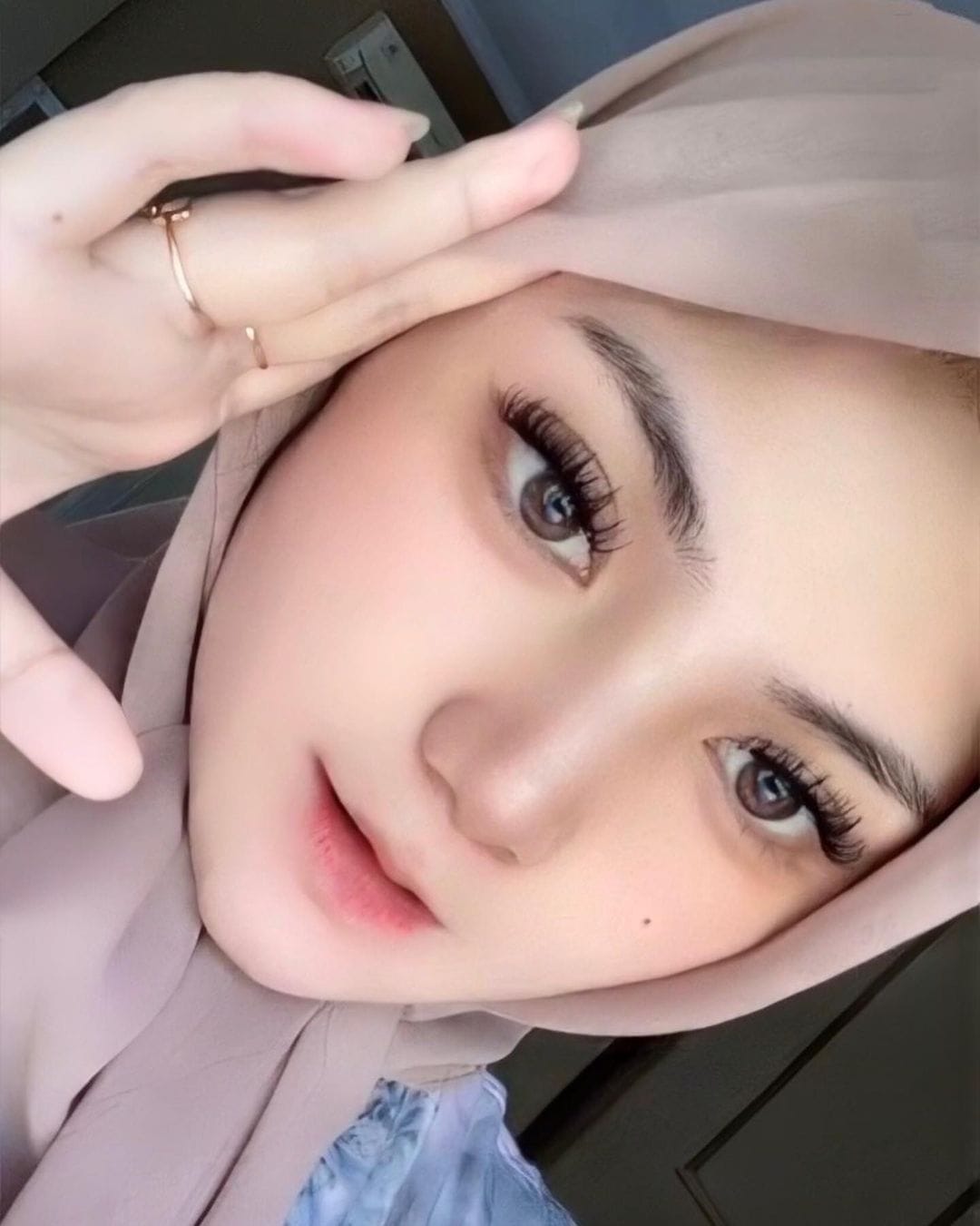 Free Download abg cantik kacamata menikmati wikwikan pacar Viral